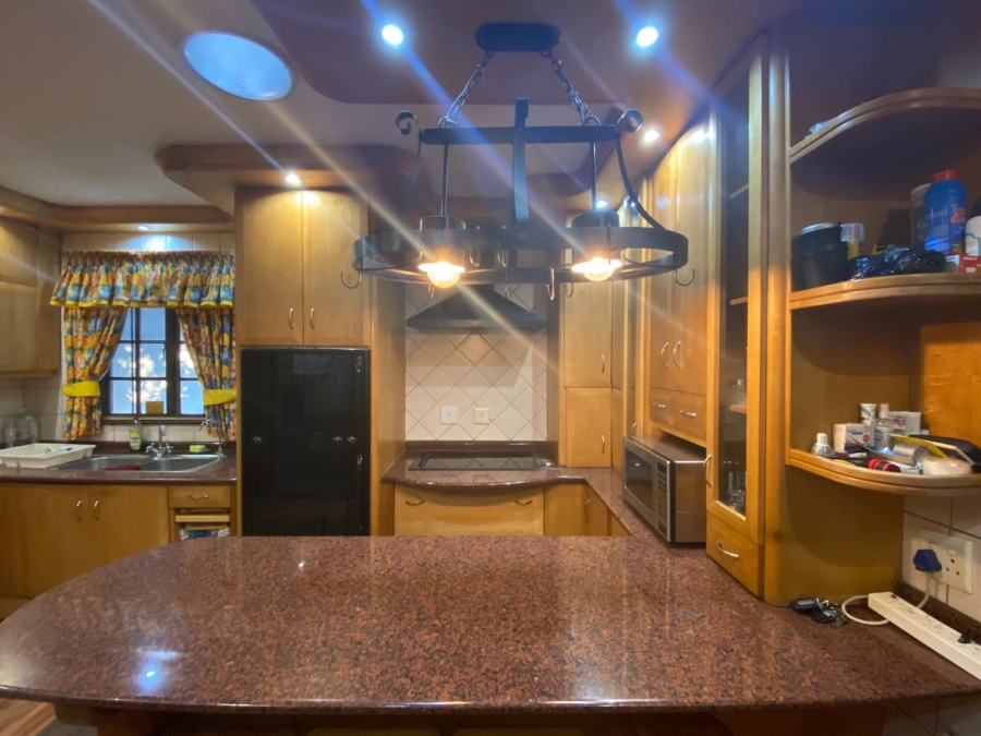 3 Bedroom Property for Sale in Protea Park North West